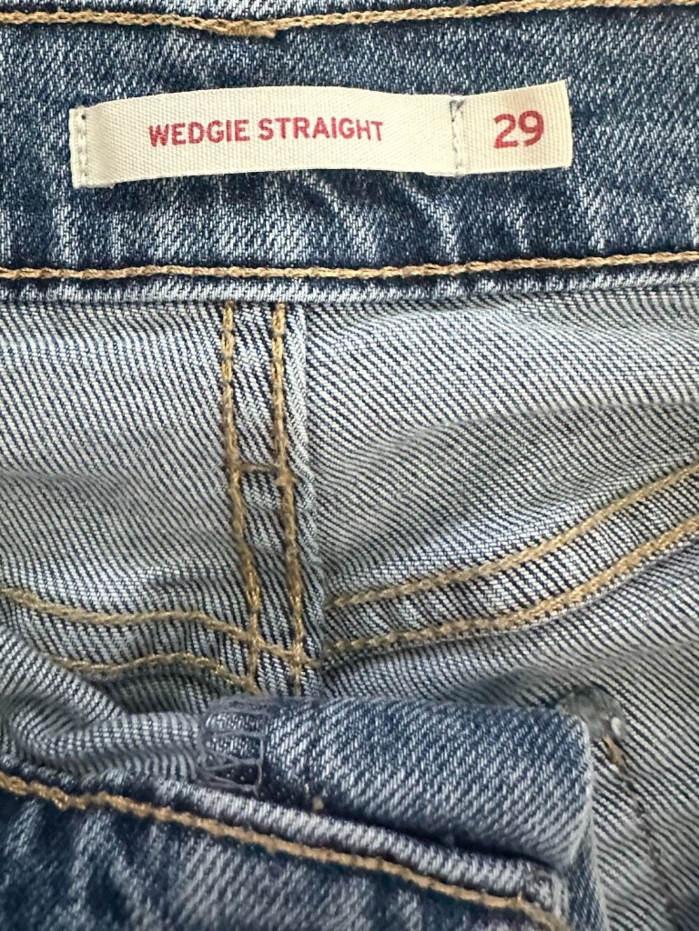 Levi's Women Wedgie Straight Fit High Rise Button Fly Jeans 29 X 28